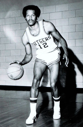 New inductees enter N.Y.C. hoop hall