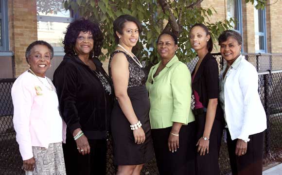 Women sorority helps veterans in Queens