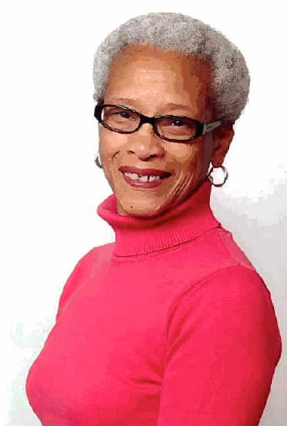 67-year-old Queens volunteer keeps on helping