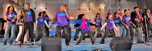 Talented teens, top artistes light Harlem|Talented teens, top artistes light Harlem