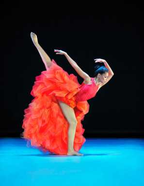 MODERN MOVES|MODERN MOVES