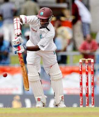 Chanderpaul makes comeback