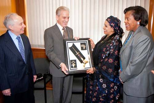 Niger’s First Lady visits Downstate