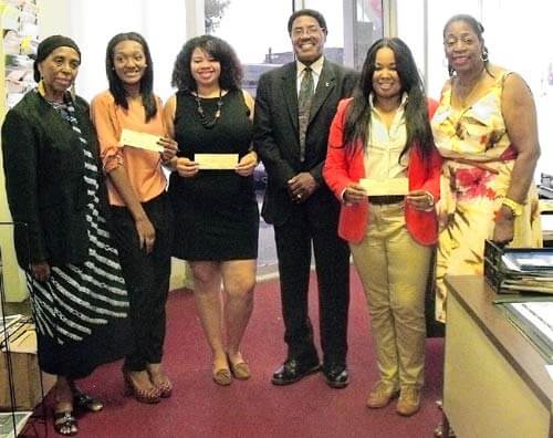 2012_08_01_sub_ycgtc-scholarship_z