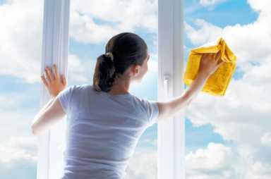 Tips to avoid injuries while spring cleaning