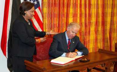 VP Biden Signs trade pact with Caribbean Community