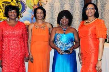 Cultural group honors five Vincentians|Cultural group honors five Vincentians