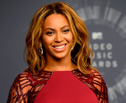 Beyonce backstage at the MTV Video Music Awards in Inglewood, Calif.