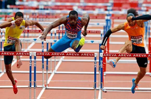 Hurdlers set fast times in Paris|Hurdlers set fast times in Paris