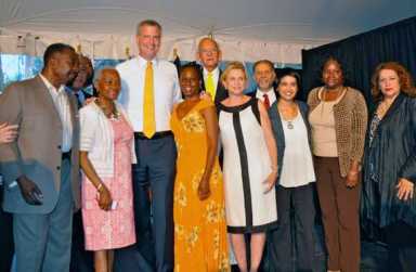 Mayor entertains Caribbean nationals|Mayor entertains Caribbean nationals