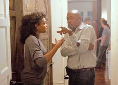 Housewife, kids abducted by killer in thriller