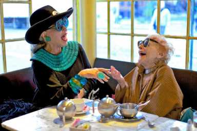 Documentary focuses on ageless fashion plates