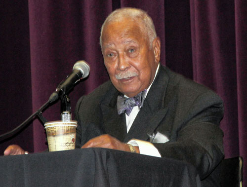 Dinkins stresses need for educated population|Dinkins stresses need for educated population