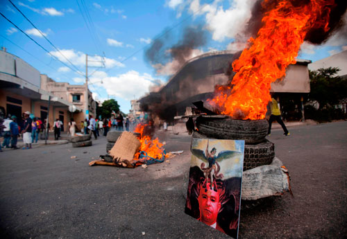 More violence in 2nd day of Haiti protest marches