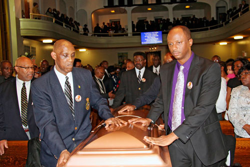 Hundreds bid farewell to community leader|Hundreds bid farewell to community leader