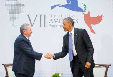 Obama, Castro hold historic meeting