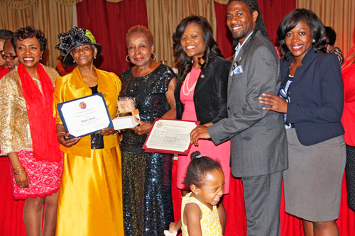 Brooklyn club honors 14 outstanding women|Brooklyn club honors 14 outstanding women