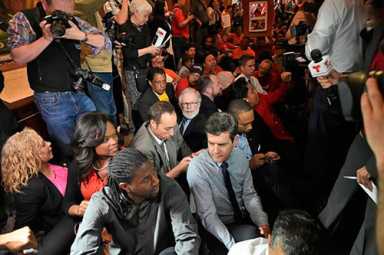 Elected officials arrested during rent law protest|Elected officials arrested during rent law protest|Elected officials arrested during rent law protest