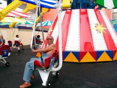 People-powered Windstarz ride debuts at Coney Island