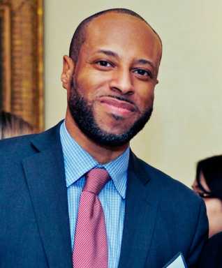 Cuomo eulogizes aide who died after shooting on parade day