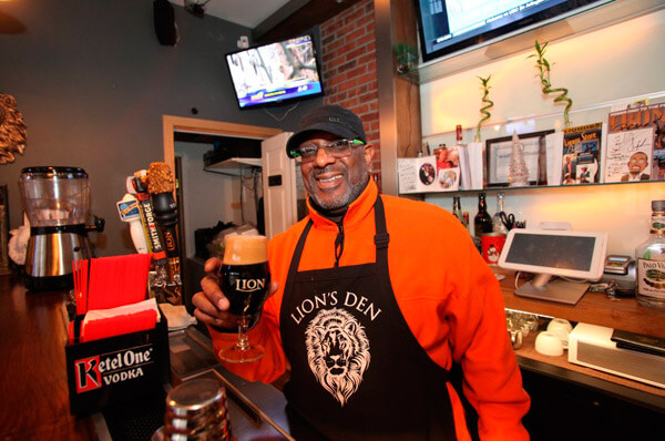 Caribbean treat in Bedstuy’s Lion’s Den|Caribbean treat in Bedstuy’s Lion’s Den