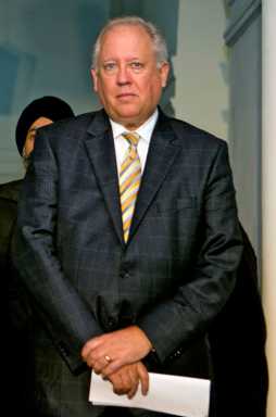 Top US officials travel to Haiti