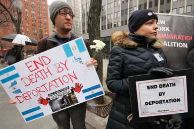 ‘Die-In’ calls for immediate end to ICE raids|‘Die-In’ calls for immediate end to ICE raids