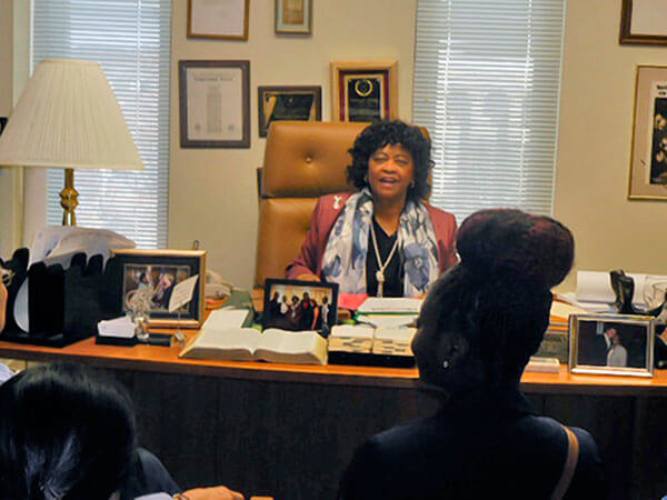 Cook makes a difference at Queens Library