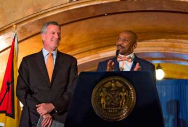 Mayor remembers slain officer at Guyanese Independence Reception|Mayor remembers slain officer at Guyanese Independence Reception|Mayor remembers slain officer at Guyanese Independence Reception