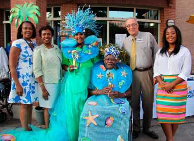 Brooklyn rehab center brings carnival to residents|Brooklyn rehab center brings carnival to residents|Brooklyn rehab center brings carnival to residents