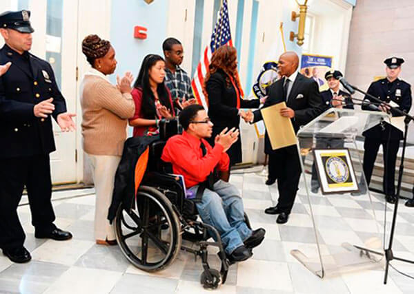 Brooklyn Borough prez honors heroes|Brooklyn Borough prez honors heroes