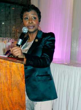 Clarke troubled by ‘epidemic of gun violence’