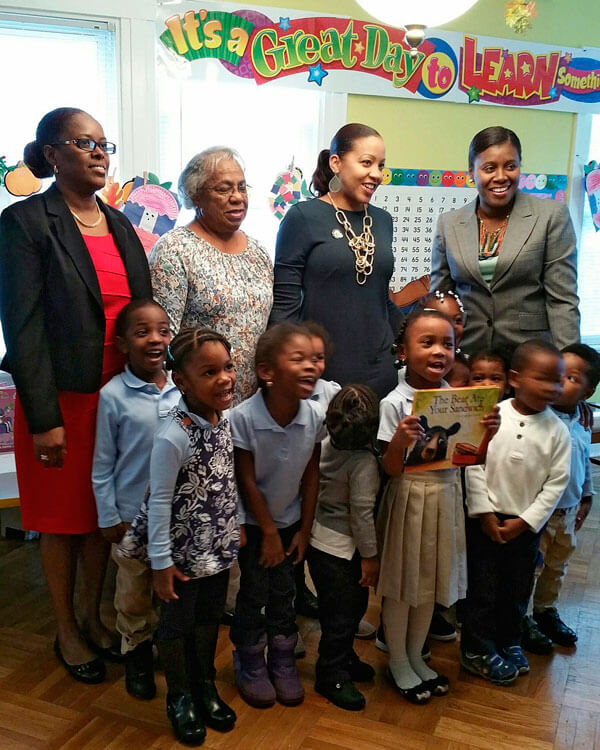 University Women’s group reads to ‘Little Sprouts’