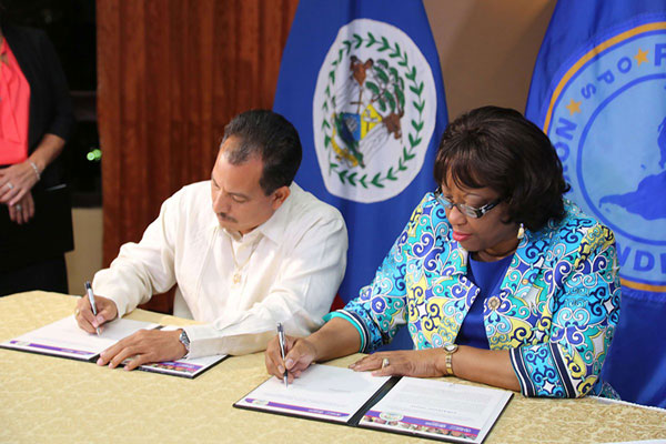 PAHO, Belize sign new universal health strategy