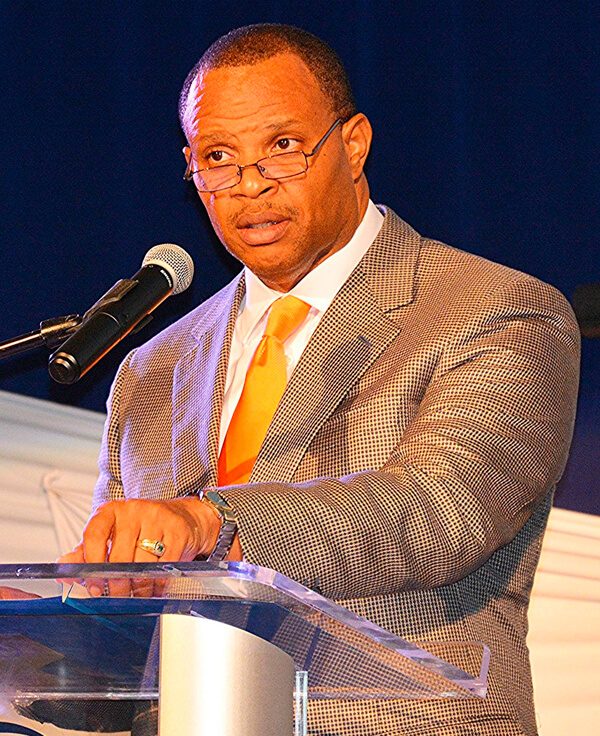 Barbados Central Bank governor fired|Barbados Central Bank governor fired