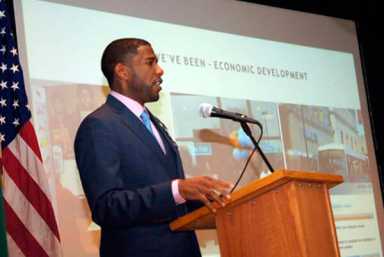 Williams launches re-election campaign