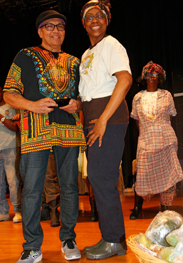 Vincentian cultural group honors icon