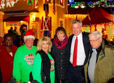 Canarsie holiday display honors late Thomas Seddio|Canarsie holiday display honors late Thomas Seddio|Canarsie holiday display honors late Thomas Seddio
