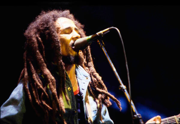 Zimbabwe honors Marley with statue