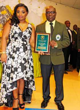 Brooklyn group honors five at third annual gala|Brooklyn group honors five at third annual gala|Brooklyn group honors five at third annual gala