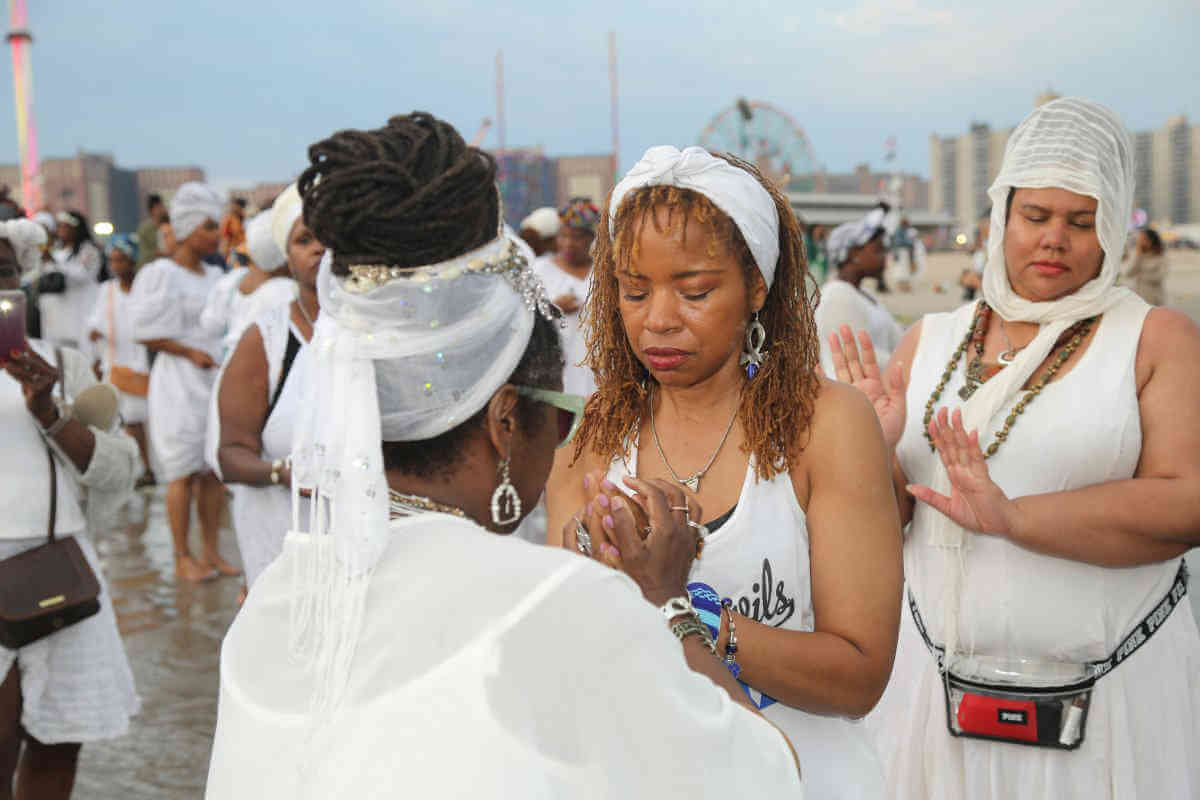 Brooklyn’s purple & white weekend|Brooklyn’s purple & white weekend|Brooklyn’s purple & white weekend