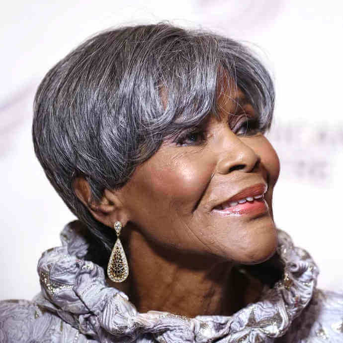 Cicely Tyson inducted into ICS Wall of Fame