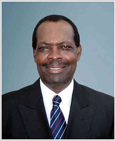 Collis King gets support in UK immigration fight