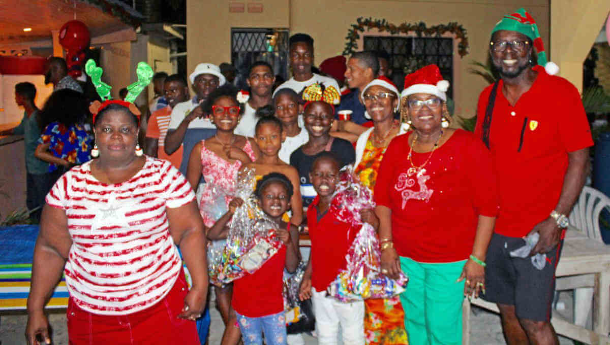 New Yorkers bring Christmas cheer to Guyanese children