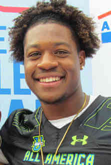 Vincentian footballer declares for NFL Draft