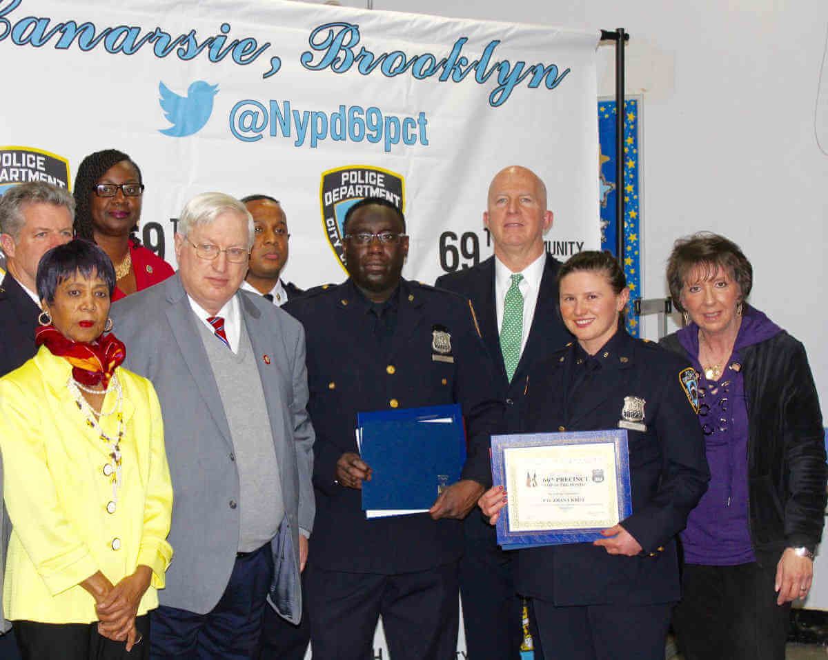 Police commish addresess Brooklyn residents’ concerns|Police commish addresess Brooklyn residents’ concerns