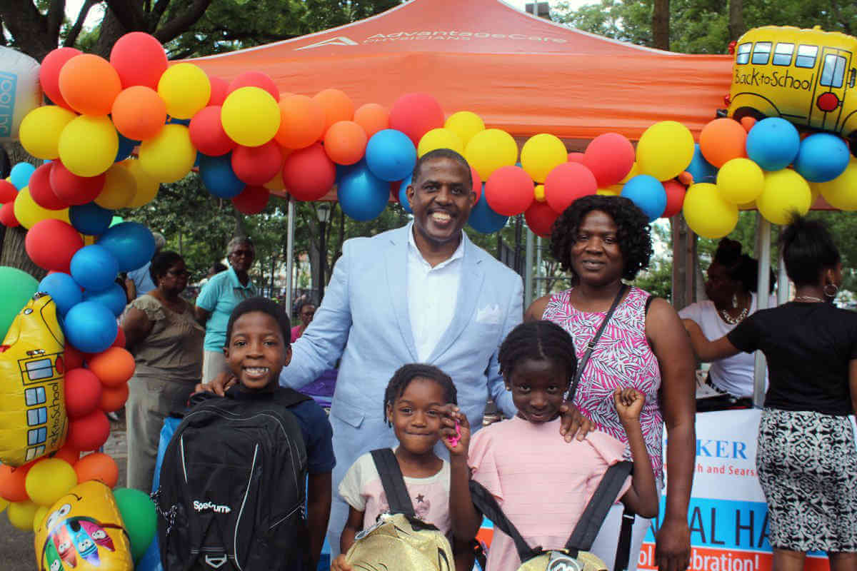 Parker’s 12th Harvest Fest shares 1000 backpacks|Parker’s 12th Harvest Fest shares 1000 backpacks|Parker’s 12th Harvest Fest shares 1000 backpacks