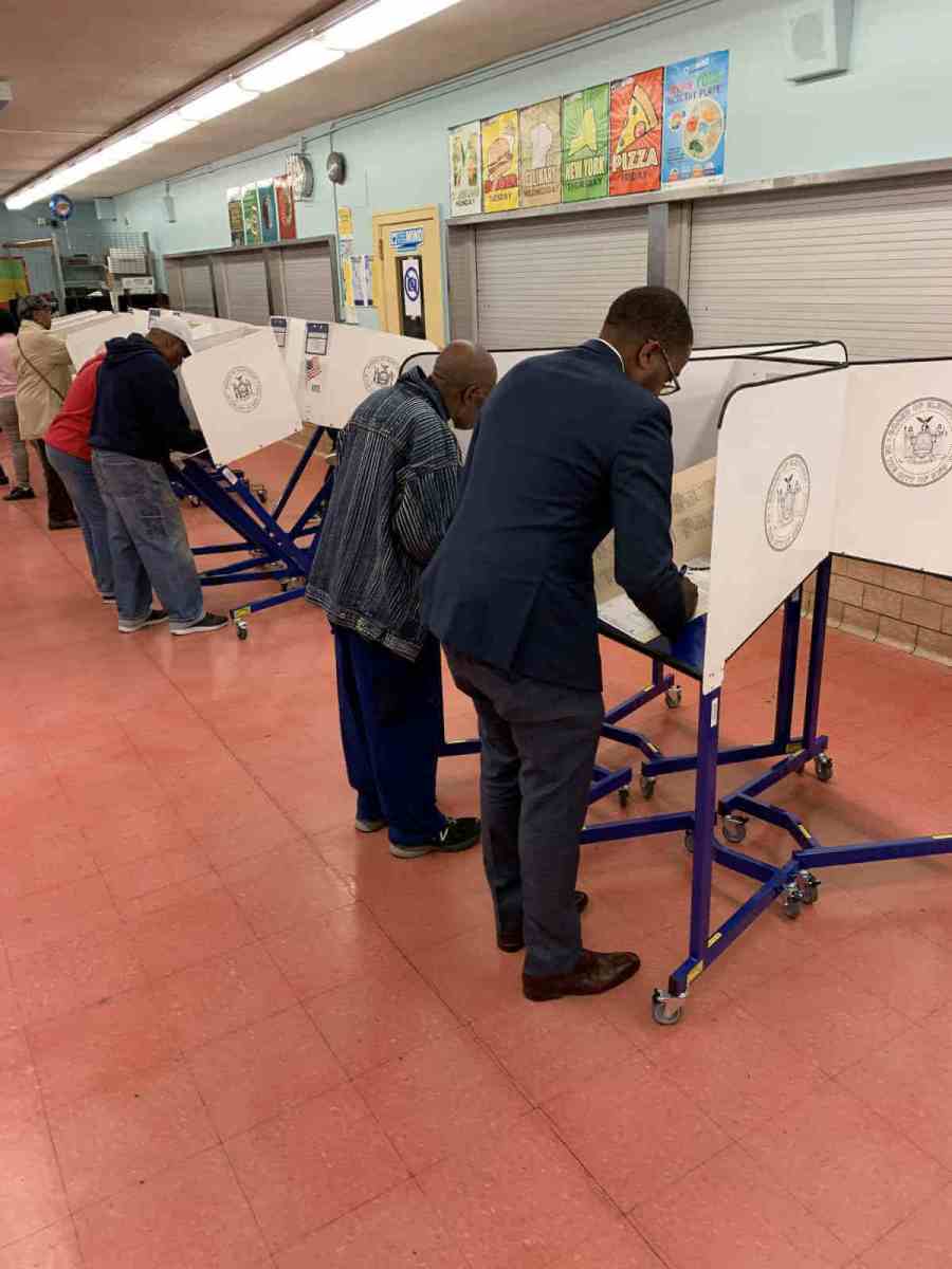 Myrie applauds ‘successful rollout’ of early voting