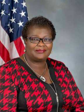 Persaud hosts roundtable on youth violence