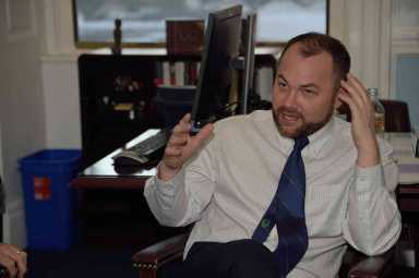 Social workers needed in schools to deal with students’ trauma